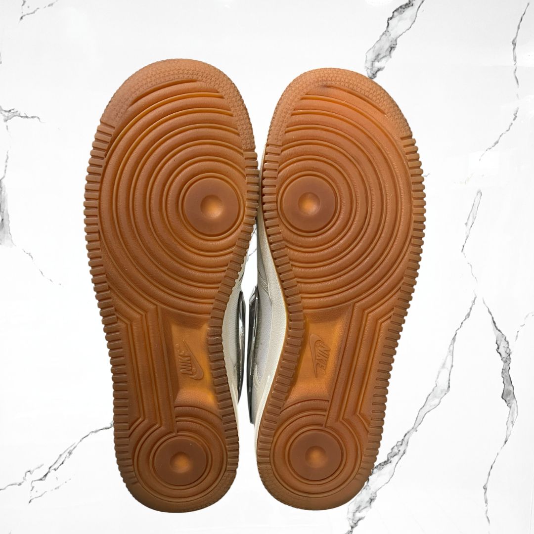 Air Force 1 Low Travis Scott Sail (De Uso) - Urban Utility