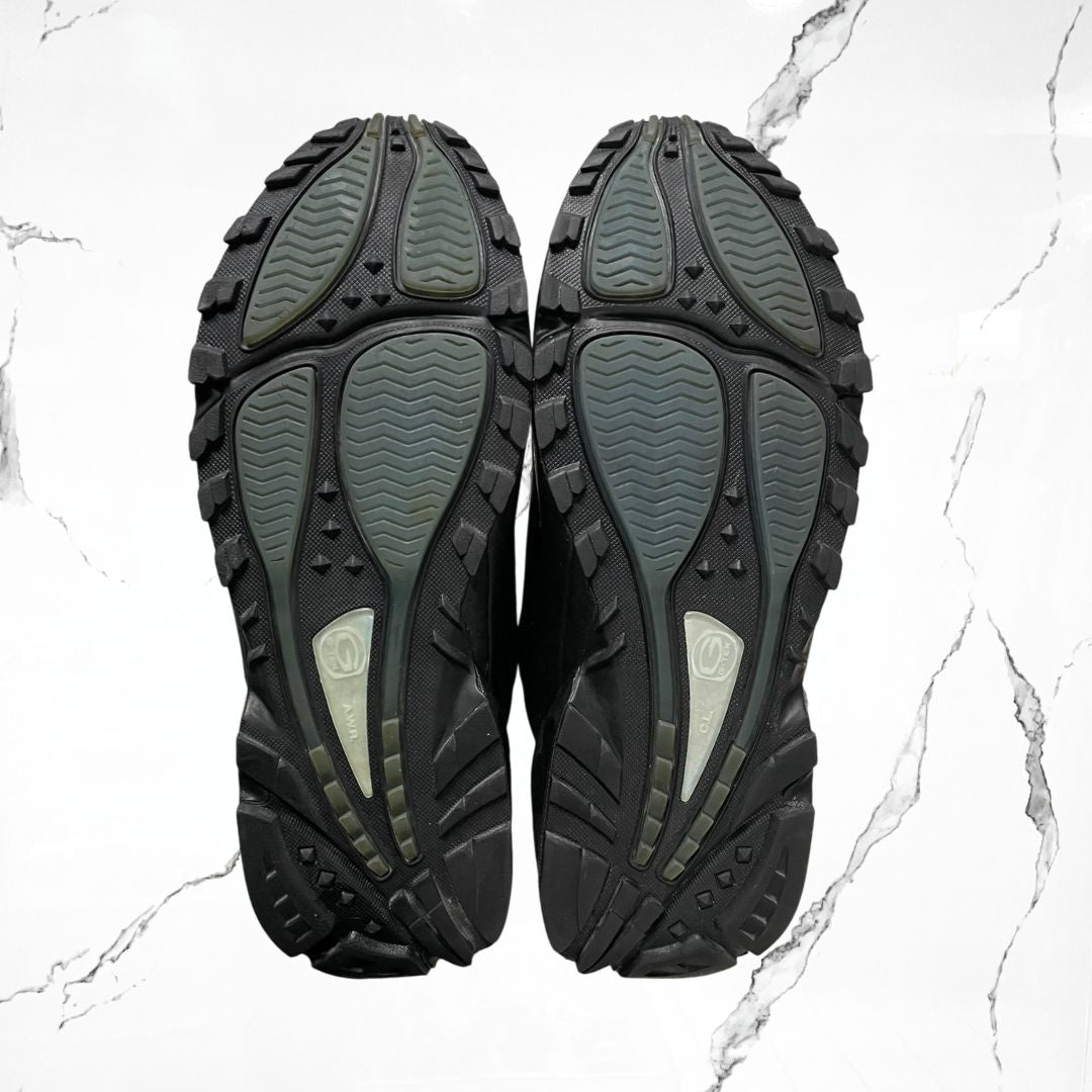 Nike Hot Step Air Terra Drake NOCTA Triple Black (De Uso) - Urban Utility