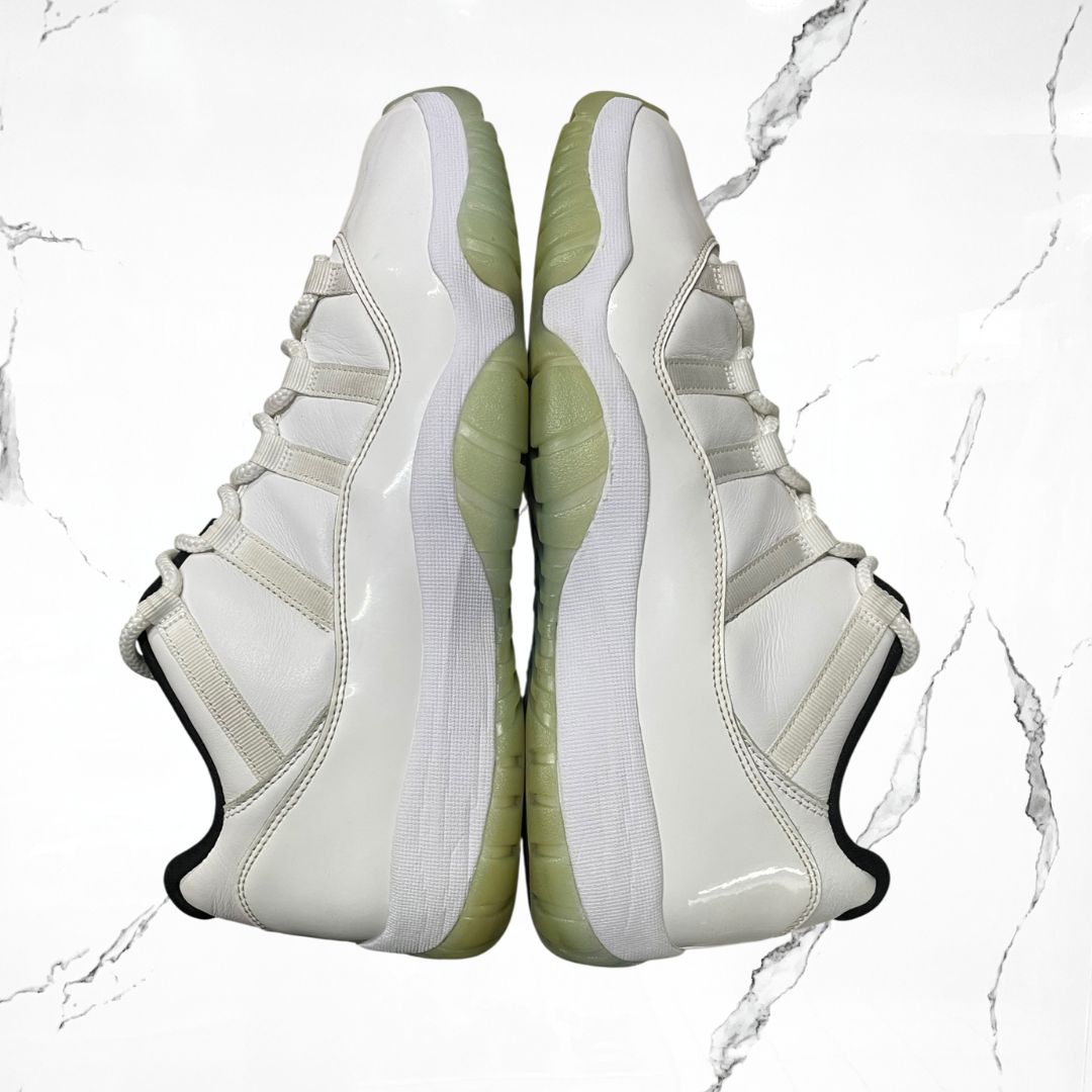 Jordan 11 Low Legend Blue (De Uso)