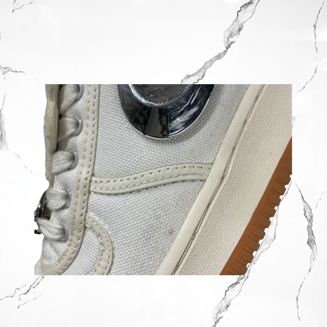 Nike Air Force 1 Low Travis Scott Sail (De Uso)