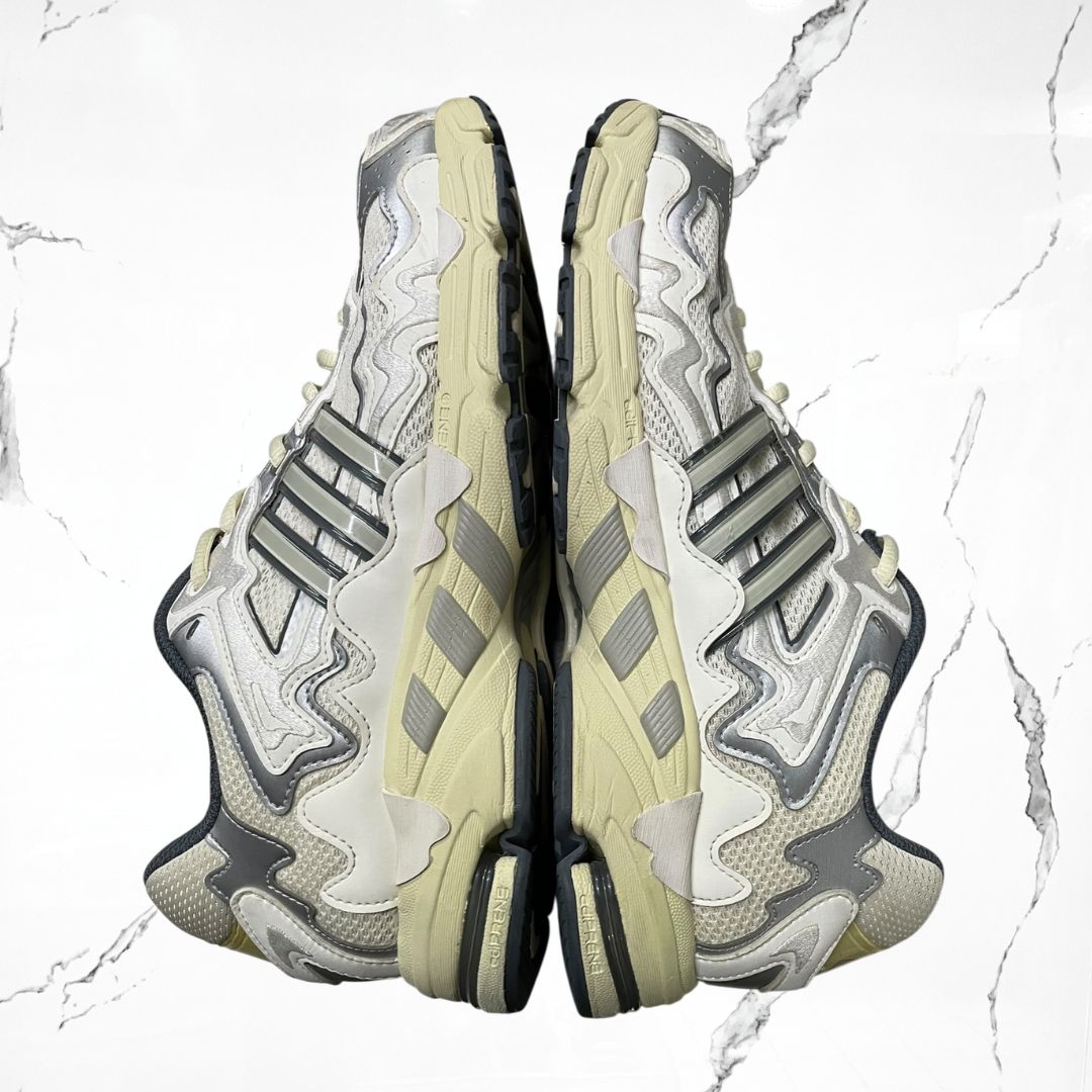 Adidas Response CL Bad Bunny White (De Uso) - Urban Utility