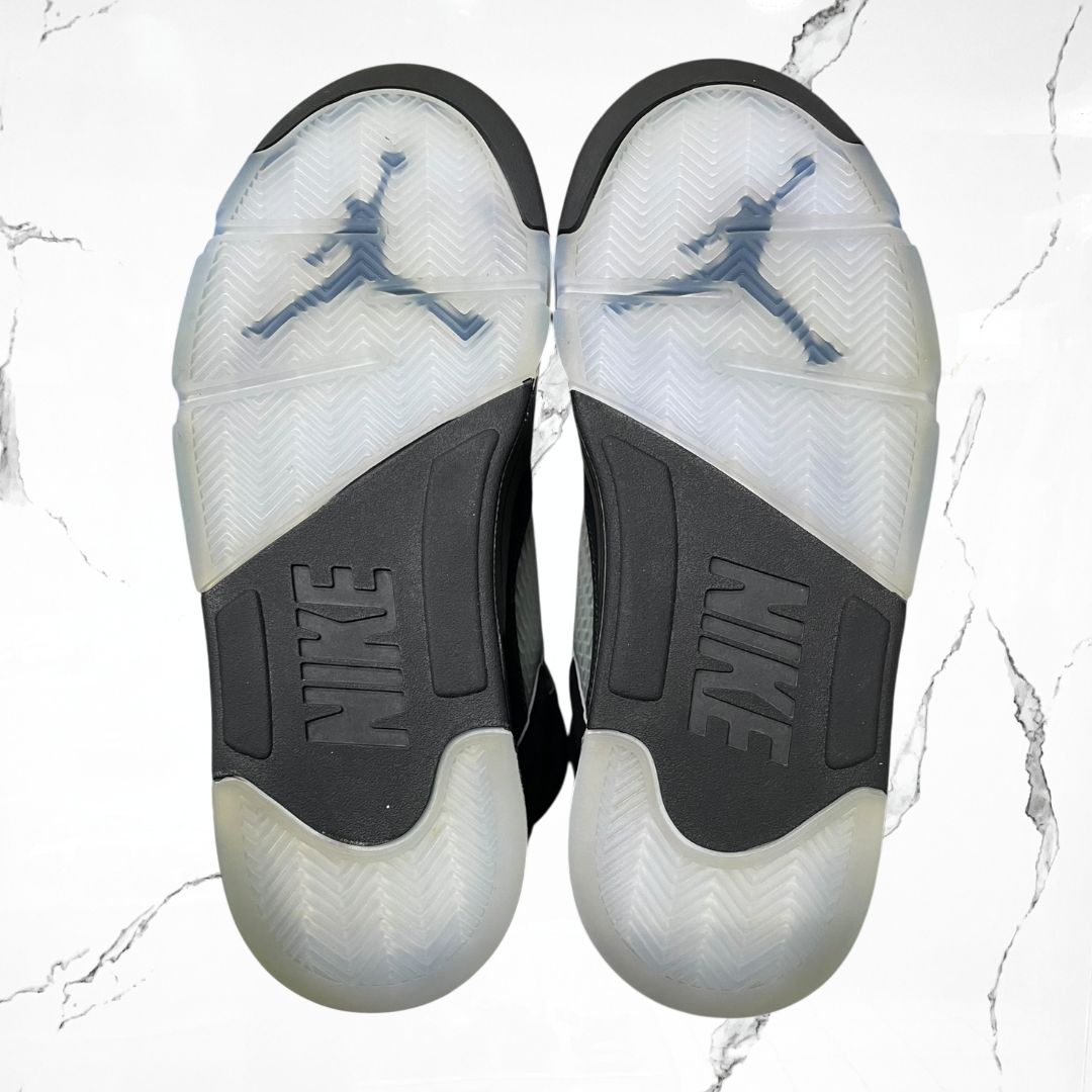 Jordan 5 OG Black Metallic Reimagined (De Uso) - Urban Utility