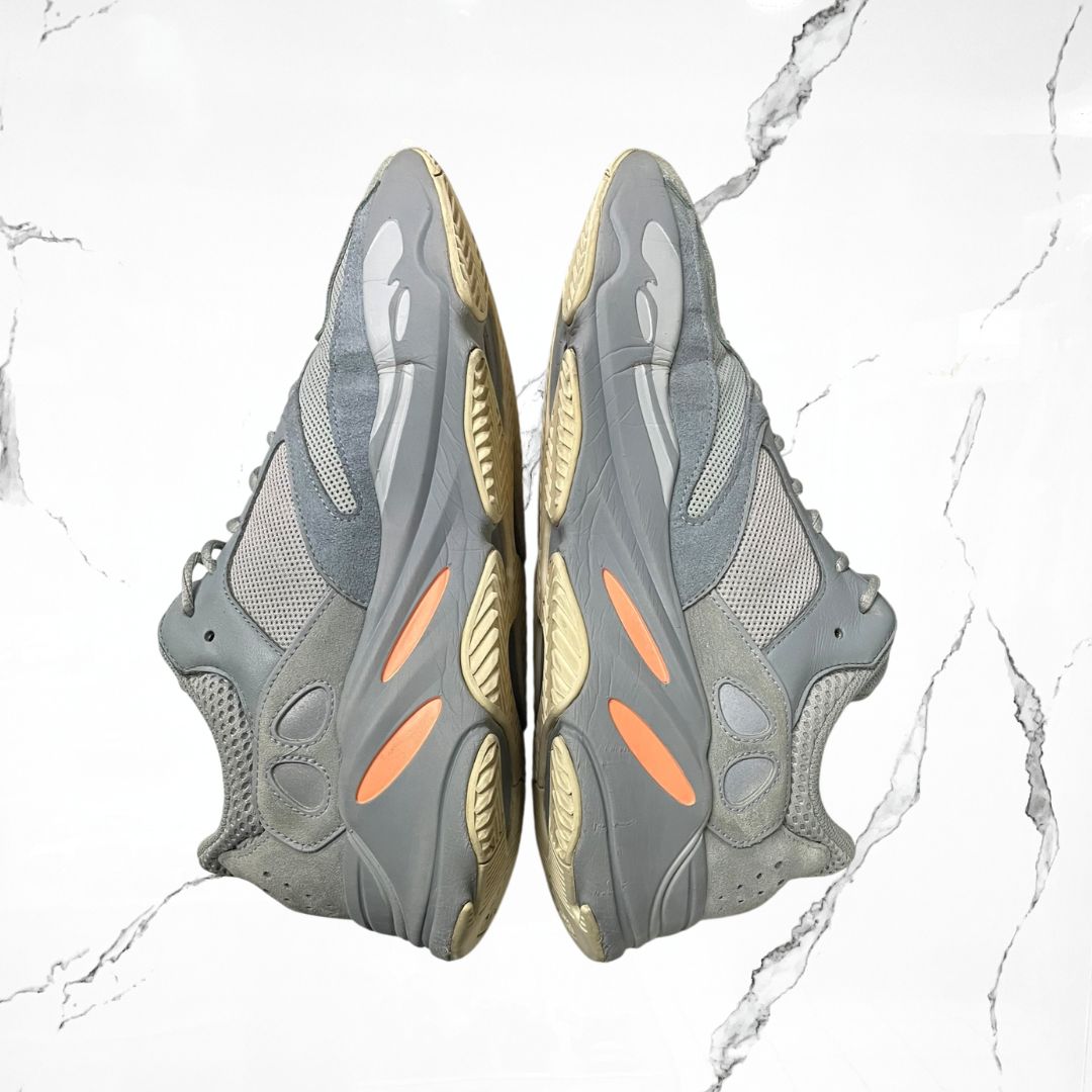 Adidas Yeezy Boost 700 Inertia (De Uso) - Urban Utility