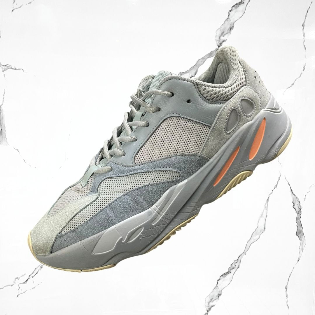 Adidas Yeezy Boost 700 Inertia (De Uso) - Urban Utility