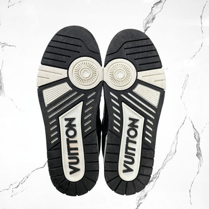 Louis Vuitton Trainer White Black Denim (De Uso) - Urban Utility