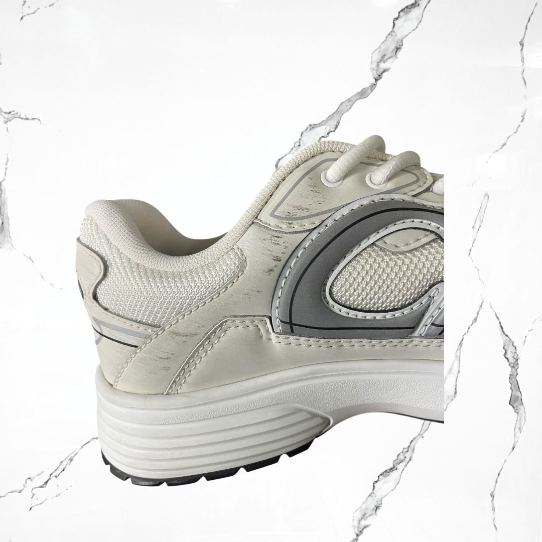 Dior B30 White (De Uso) - Urban Utility