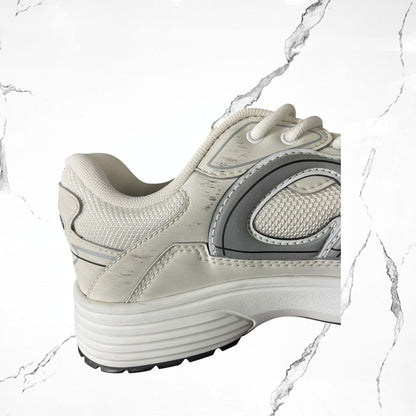 Dior B30 White (De Uso) - Urban Utility