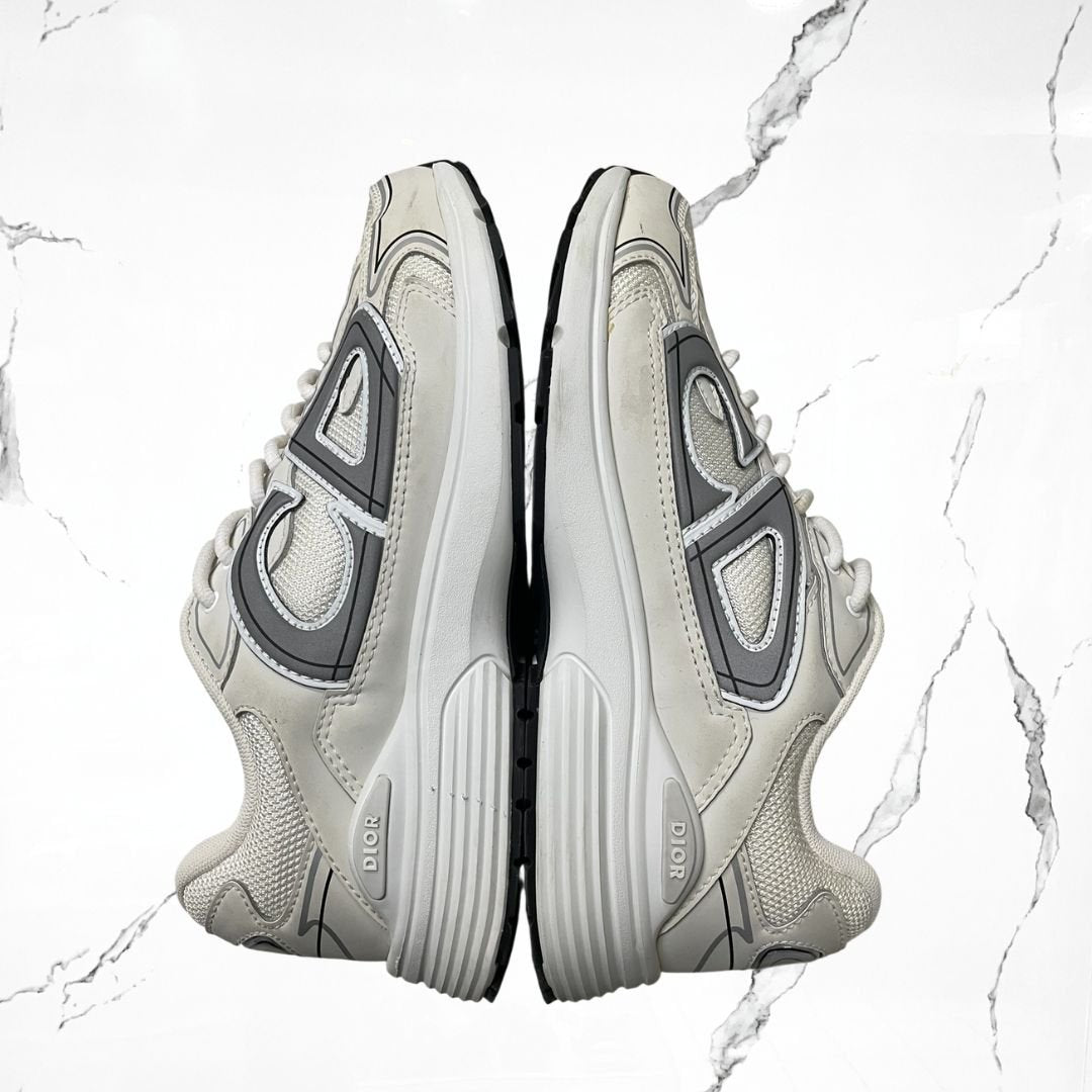 Dior B30 White (De Uso) - Urban Utility
