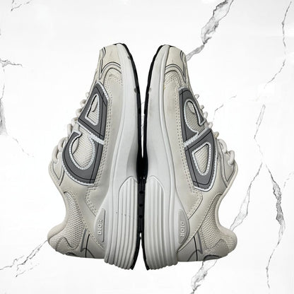 Dior B30 White (De Uso) - Urban Utility