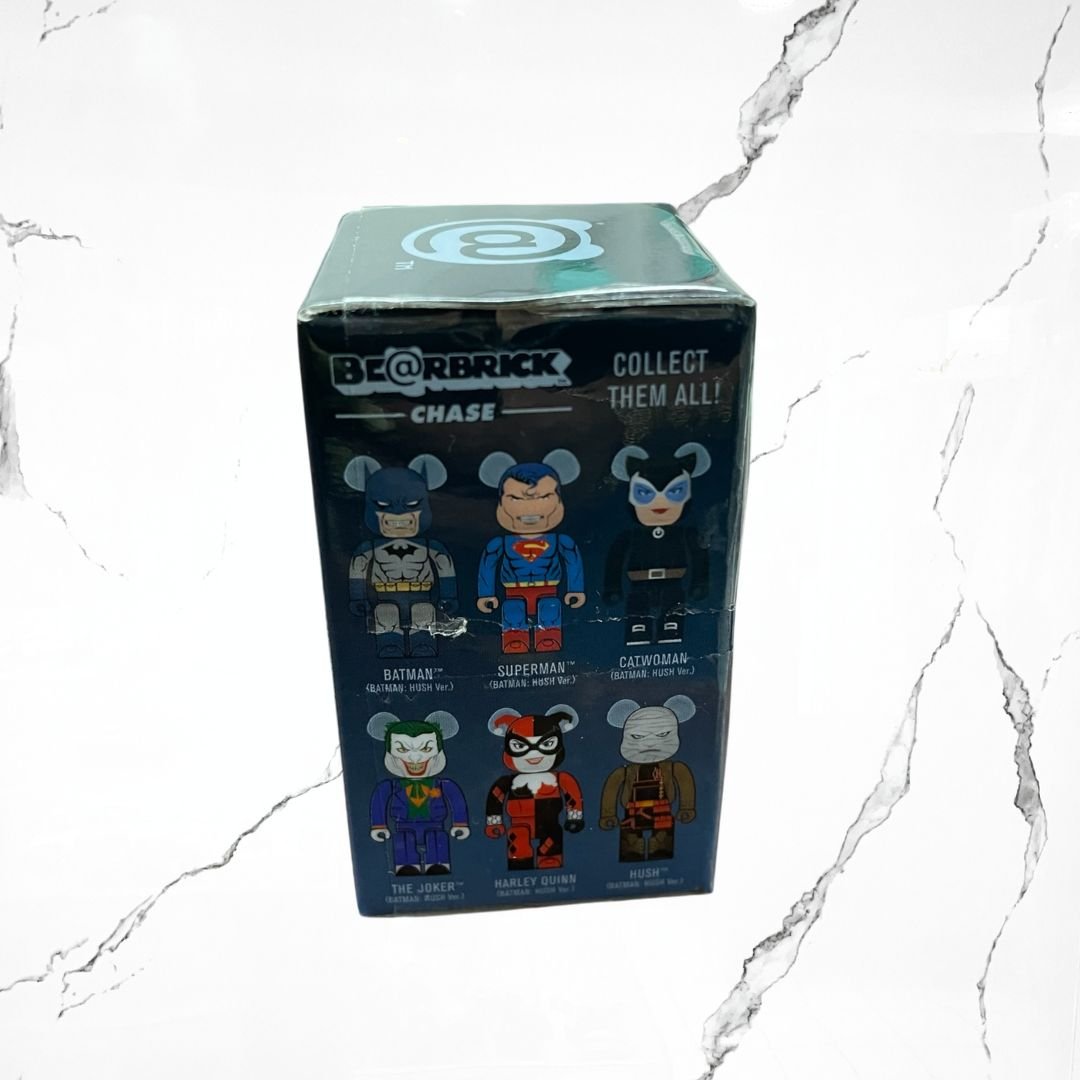 Bearbrick 100% Blind Box Batman Hush - Urban Utility
