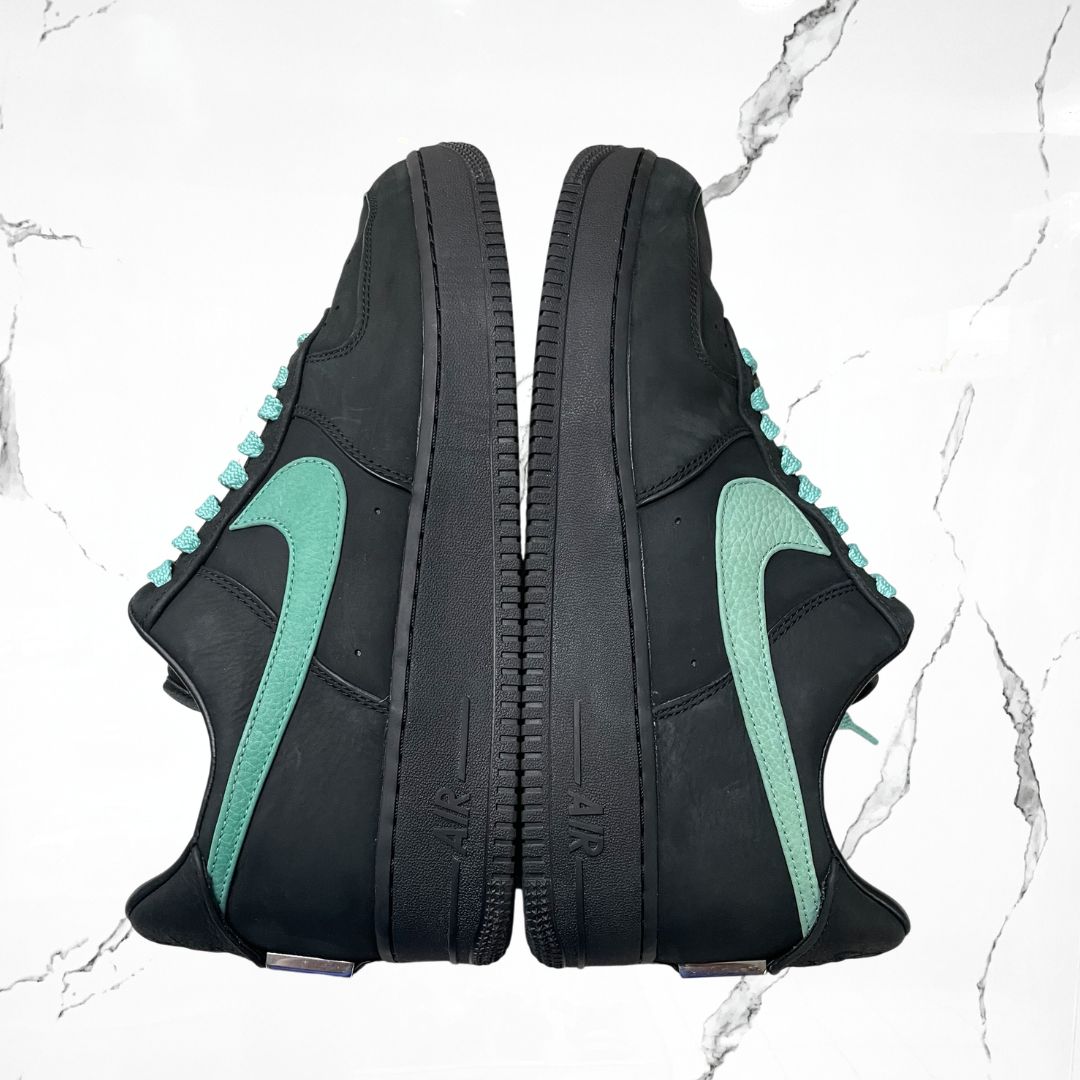 Nike Air Force 1 Low Tiffany & Co. 1837 (De Uso)