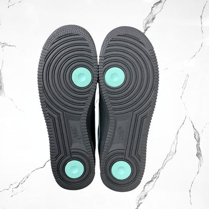 Nike Air Force 1 Low Tiffany & Co. 1837 (De Uso) - Urban Utility