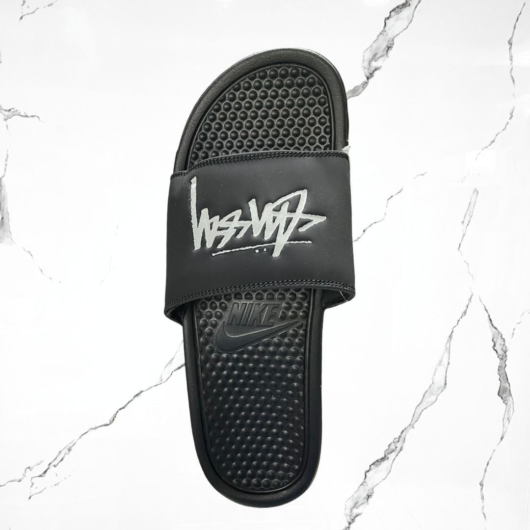 Nike Benassi	Stussy Off Noir