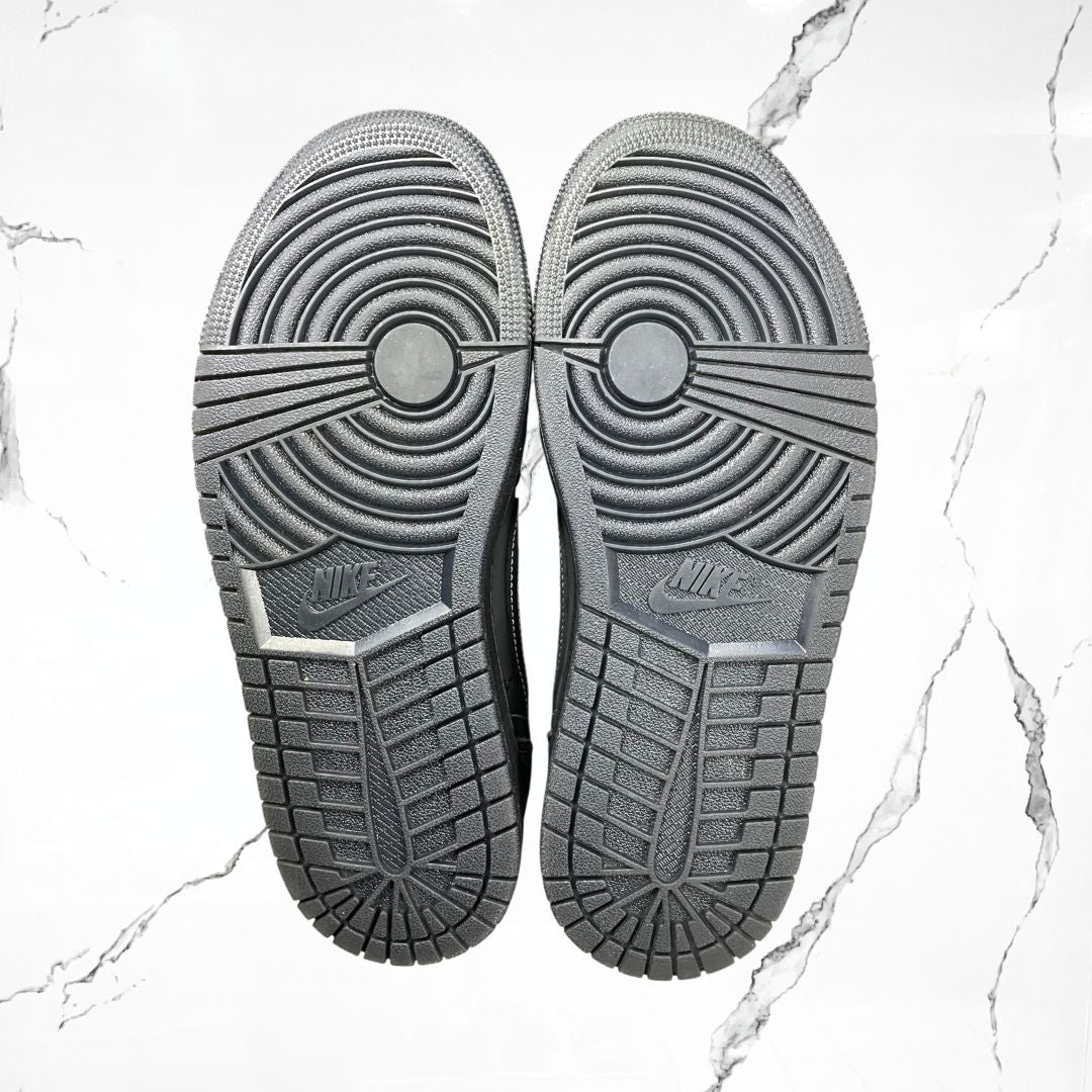 Jordan 1 Low OG Travis Scott Black Phantom (De Uso) - Urban Utility