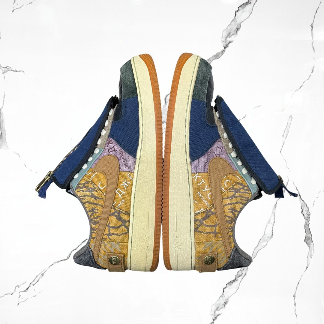 Nike Air Force 1 Low Travis Scott Cactus Jack (De Uso)