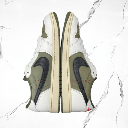 Jordan 1 Low OG Travis Scott Medium Olive (De Uso) - Urban Utility