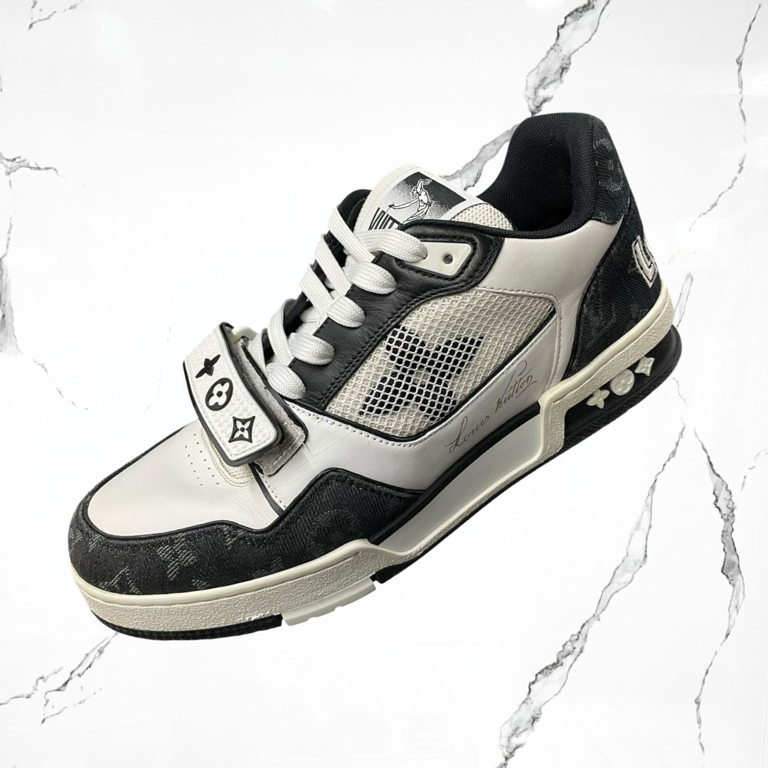 Louis Vuitton Trainer Velcro Strap Monogram Denim Black White (De Uso) - Urban Utility