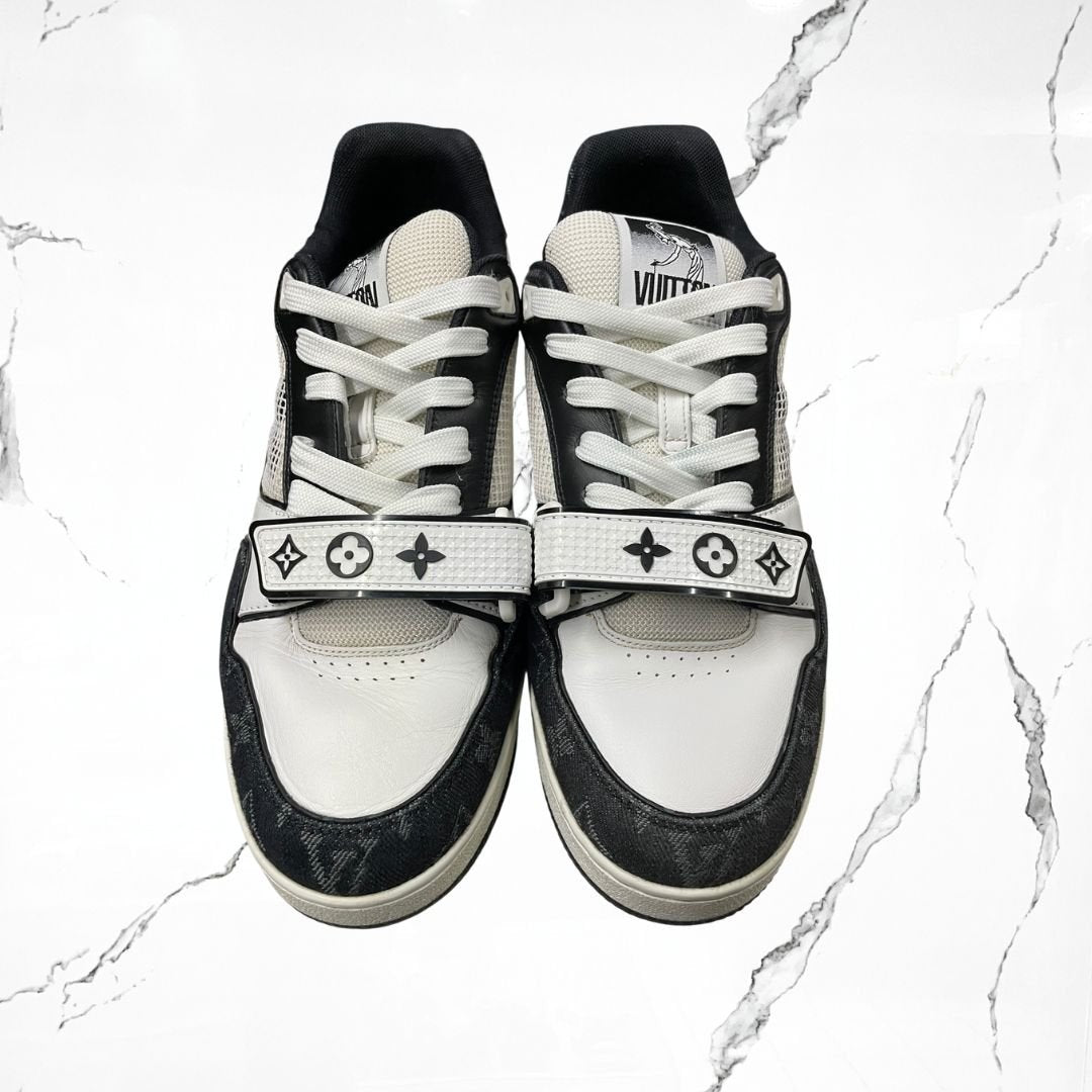 Louis Vuitton Trainer Velcro Strap Monogram Denim Black White (De Uso) - Urban Utility