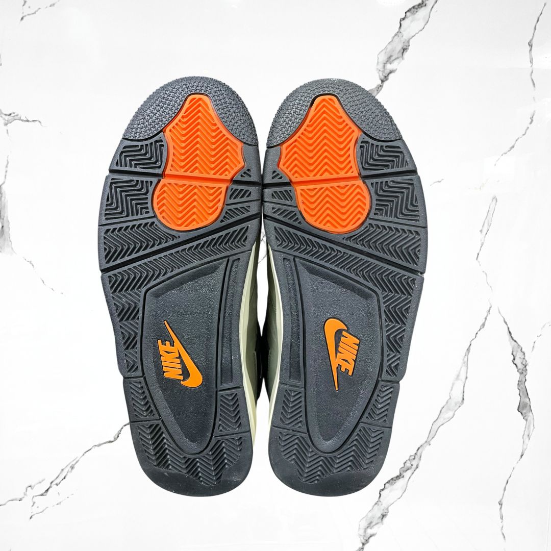 Jordan 4 OG 	Undefeated (2025) (De Uso)