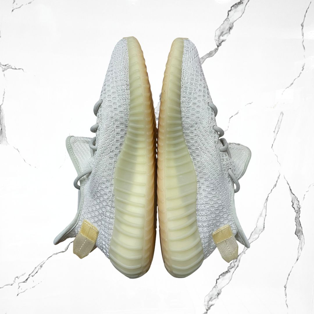 Adidas Yeezy Boost 350 V2 Light (De Uso) - Urban Utility