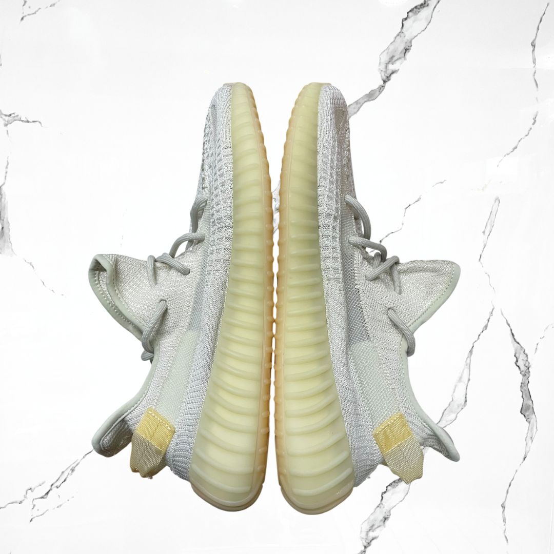 Adidas Yeezy Boost 350 V2 Light (De Uso) - Urban Utility