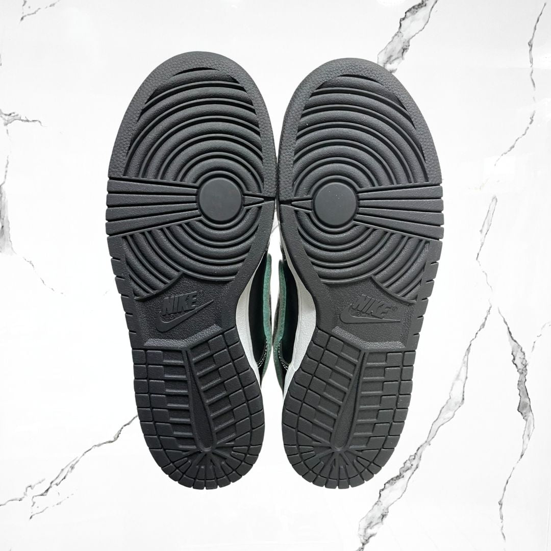Nike Dunk SB Low Diamond Supply Co. Black Diamond (De Uso) - Urban Utility