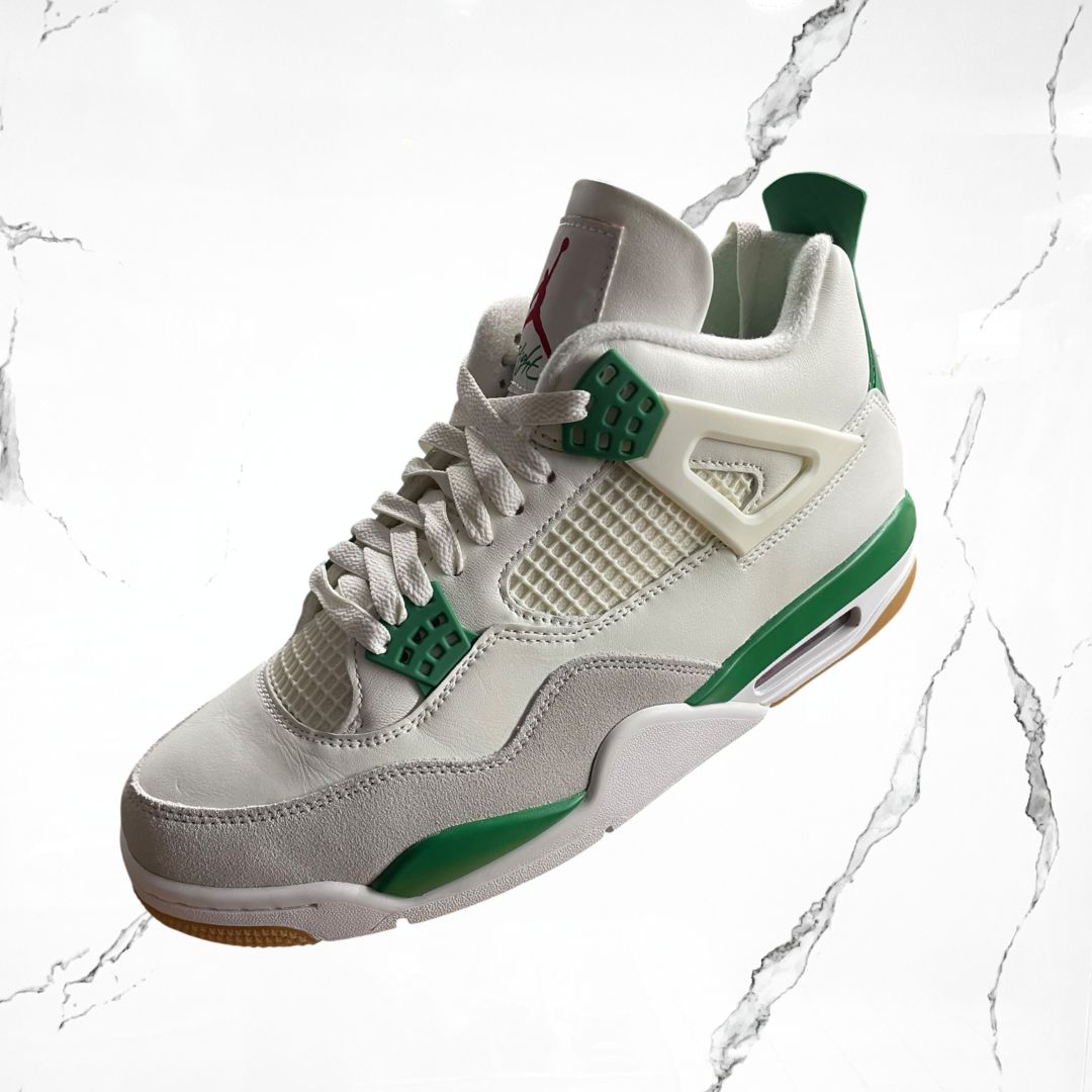 Jordan 4 SB Pine Green (De Uso)