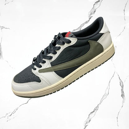 Jordan 1 Low OG Travis Scott Olive (W) (De Uso) - Urban Utility