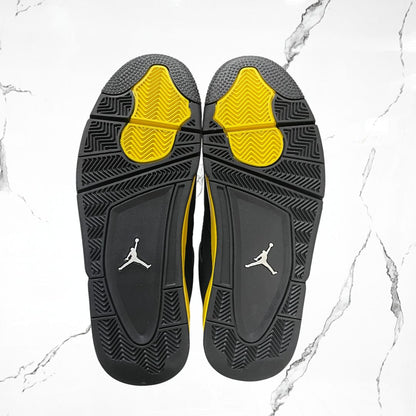 Jordan 4	Yellow Thunder (De Uso)