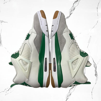 Jordan 4 SB Pine Green (De Uso)