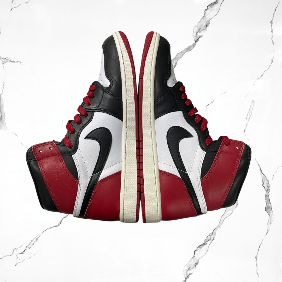 Jordan 1 High OG Black Toe Reimagined (De Uso) - Urban Utility
