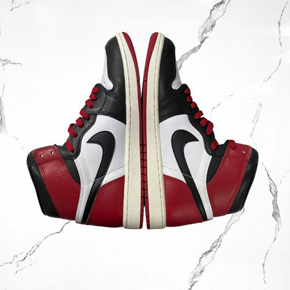 Jordan 1 High OG Black Toe Reimagined (De Uso)
