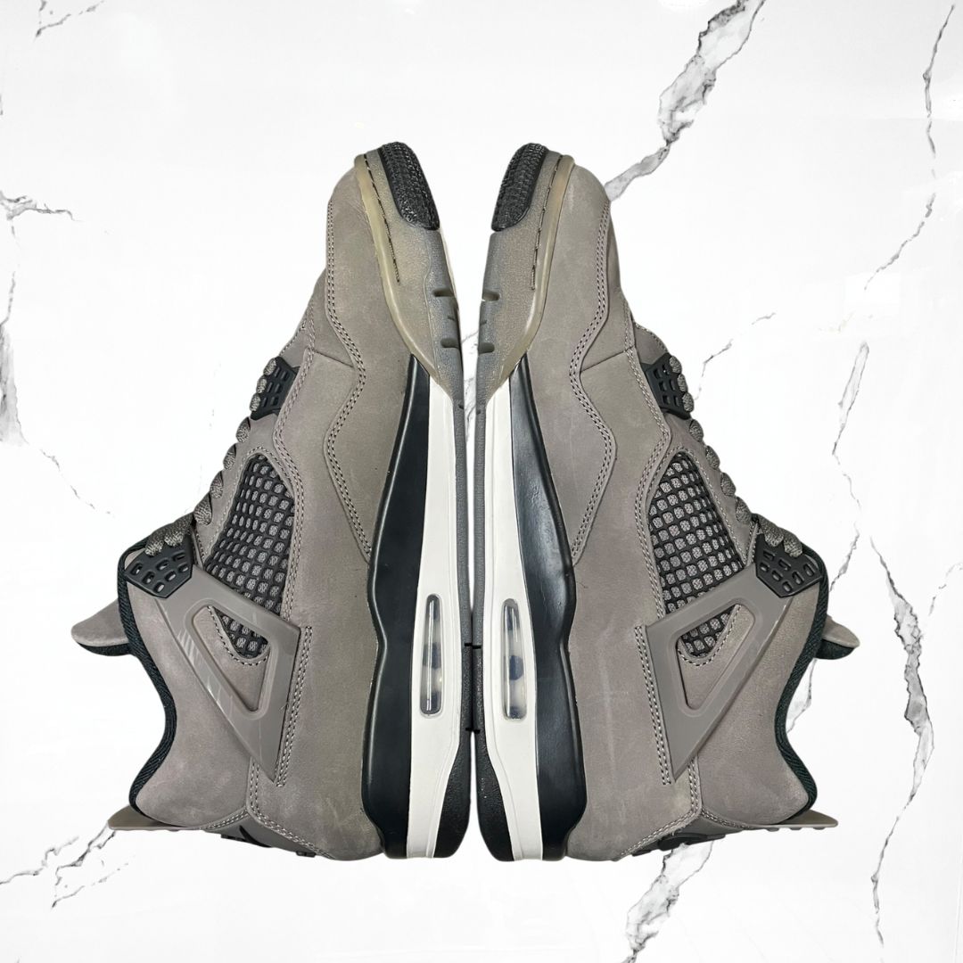 Jordan 4 Retro Cave Stone (De Uso)
