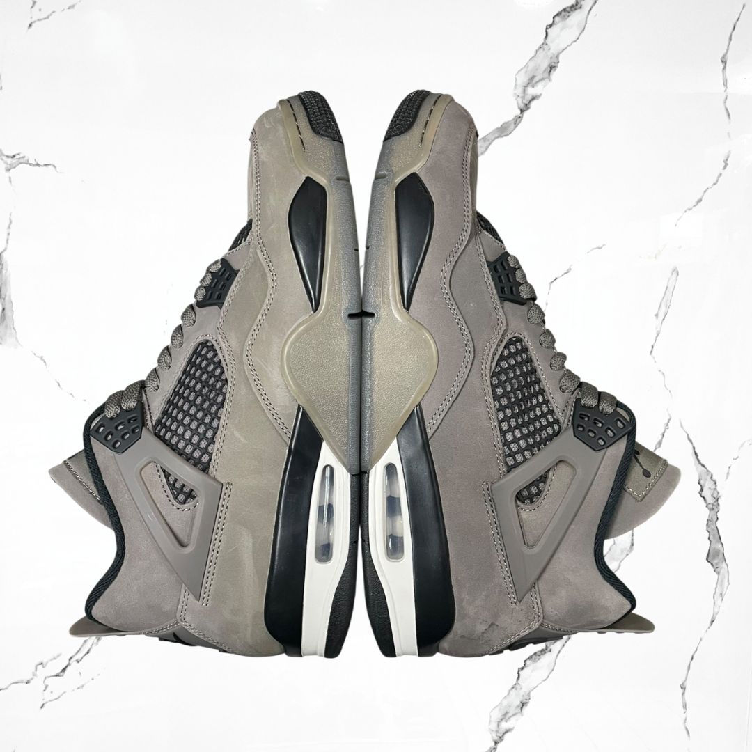 Jordan 4 Retro Cave Stone (De Uso)