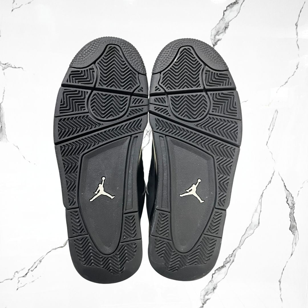 Jordan 4 Black Cat (2020) ( De Uso) - Urban Utility