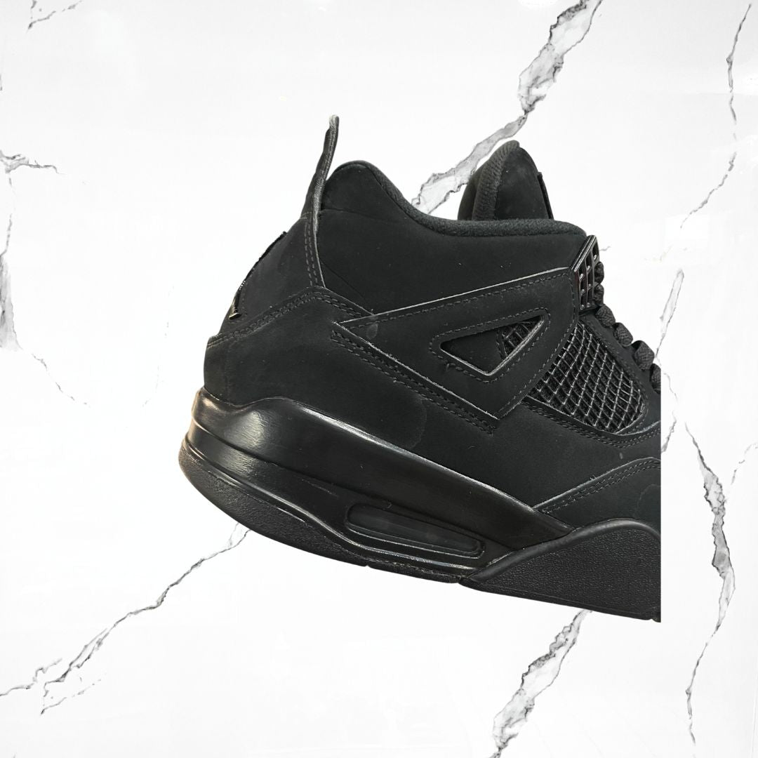 Jordan 4	Black Cat (2020) ( De Uso)