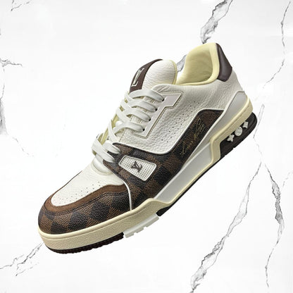Louis Vuitton Trainer Mono Brown (De Uso)