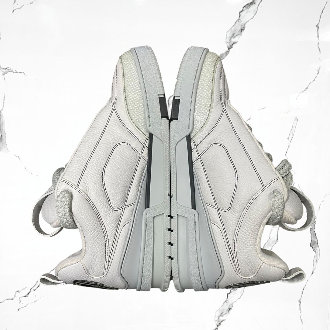 Louis Vuitton Skate Grey (De Uso)