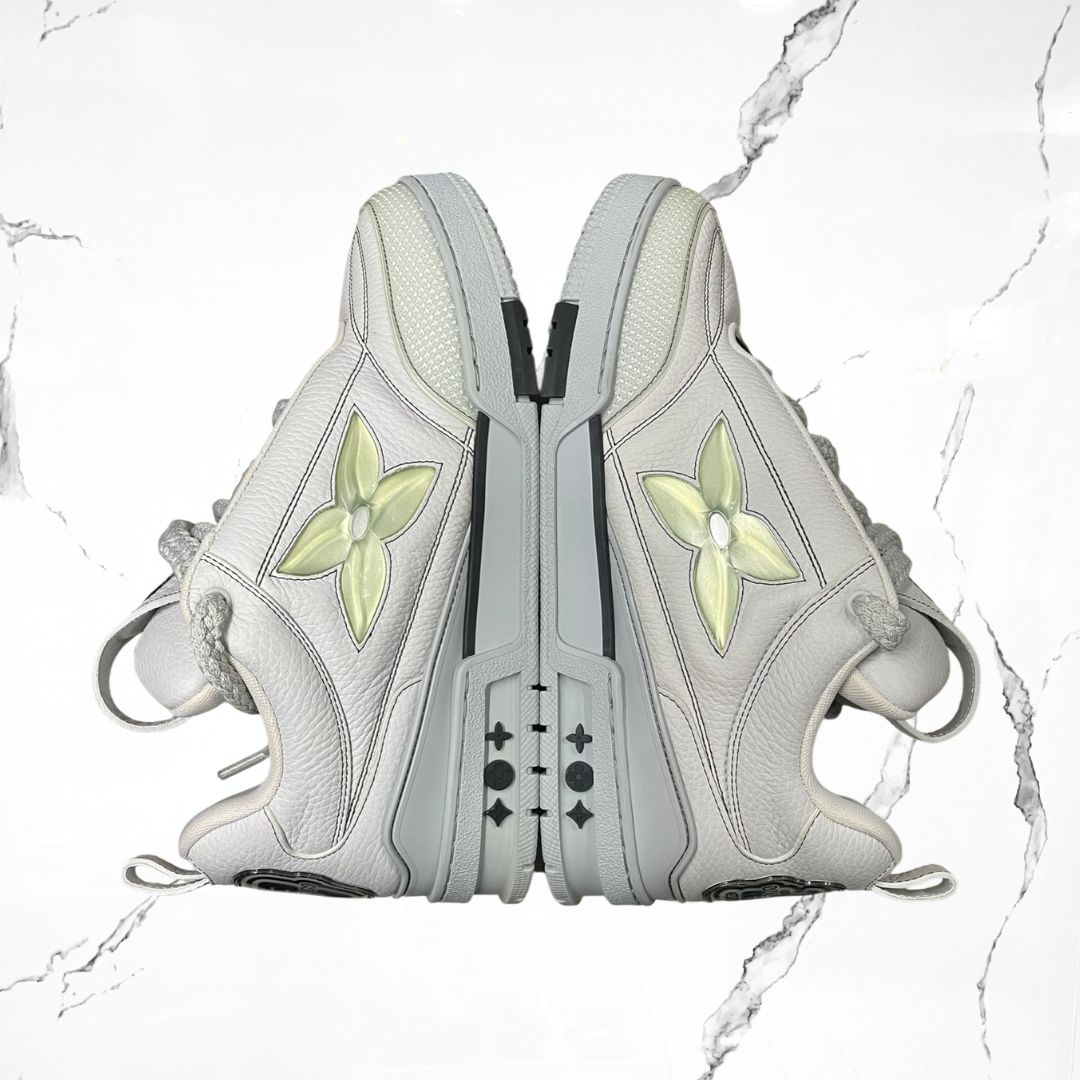 Louis Vuitton Skate Grey (De Uso)