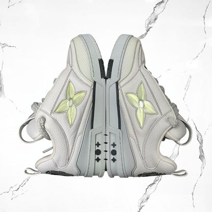 Louis Vuitton Skate Grey (De Uso)