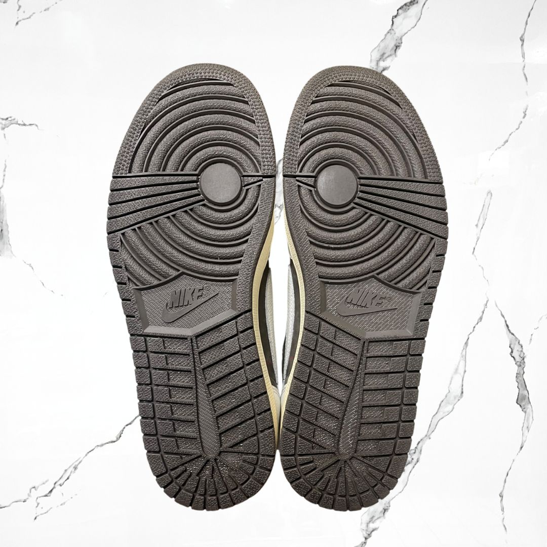 Jordan 1 Low OG Travis Scott Reverse Mocha (De Uso) - Urban Utility