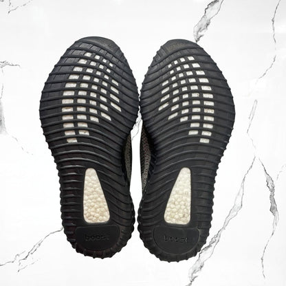 Adidas Yeezy Boost 350 V2 Carbon Beluga (De uso)