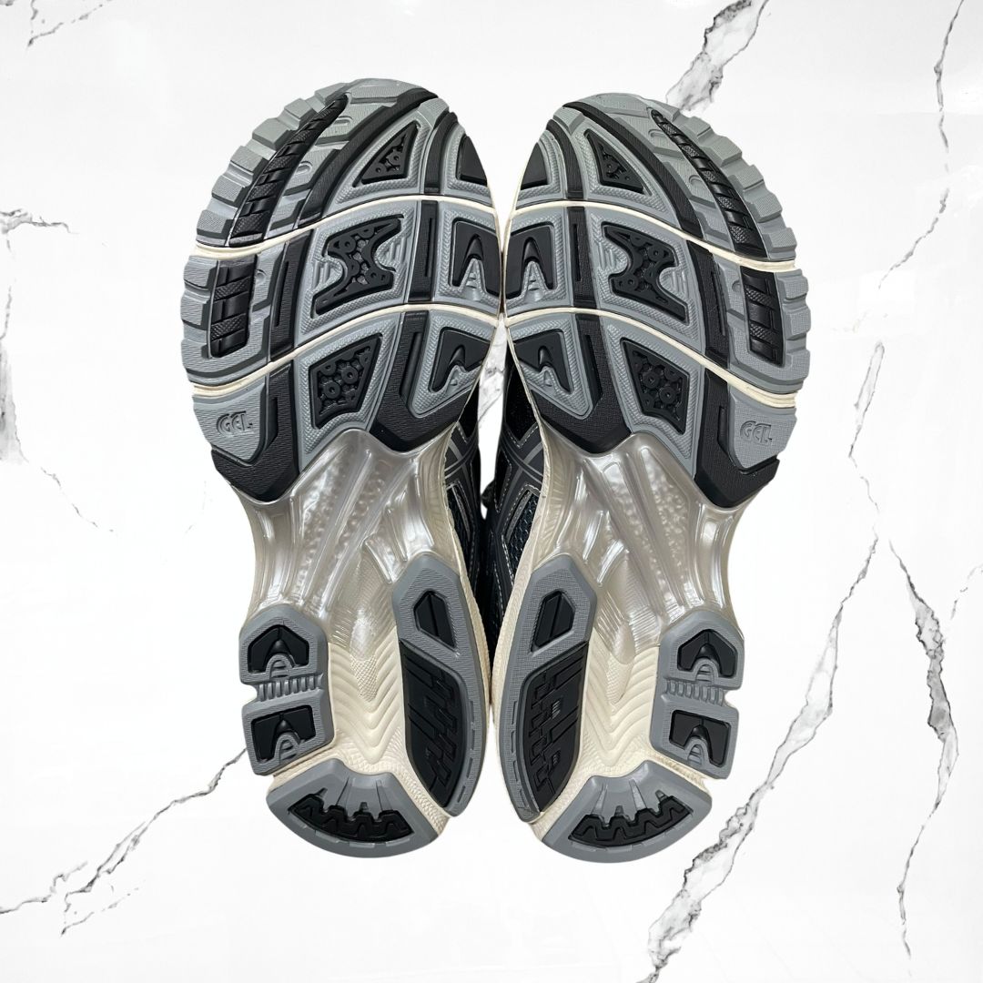 Asics Gel-Nimbus 10.1 Carrier Grey (De Uso) - Urban Utility