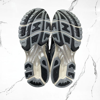 Asics Gel-Nimbus 10.1 Carrier Grey (De Uso) - Urban Utility