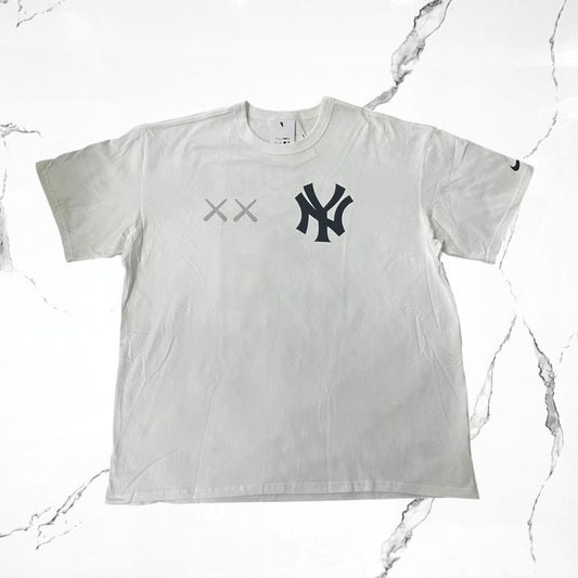 Kaws x Nike SS NN Max 90 New York Yankees Judge White T-shirt - Urban Utility
