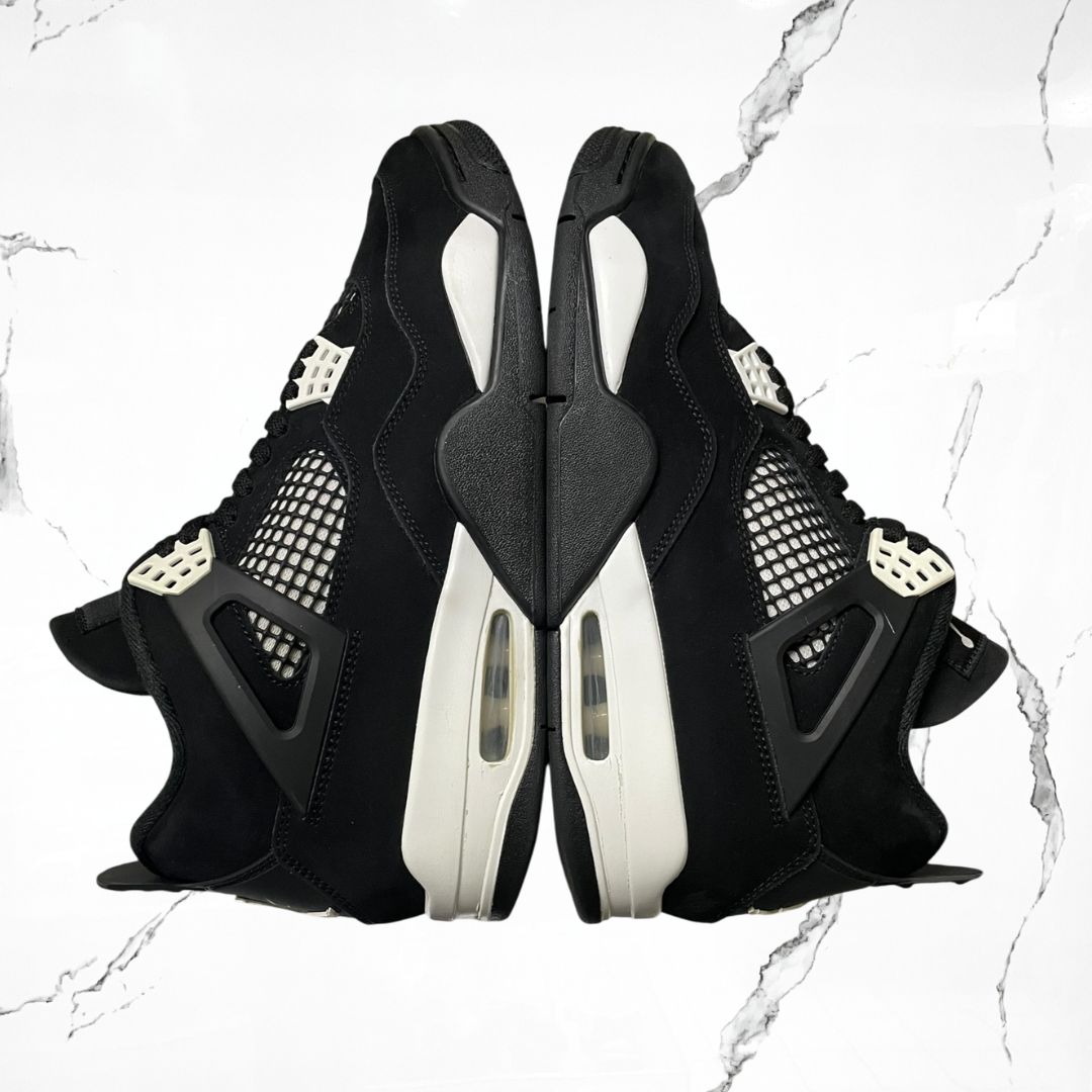 Jordan 4	White Thunder (De Uso)