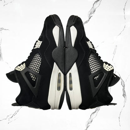 Jordan 4	White Thunder (De Uso)