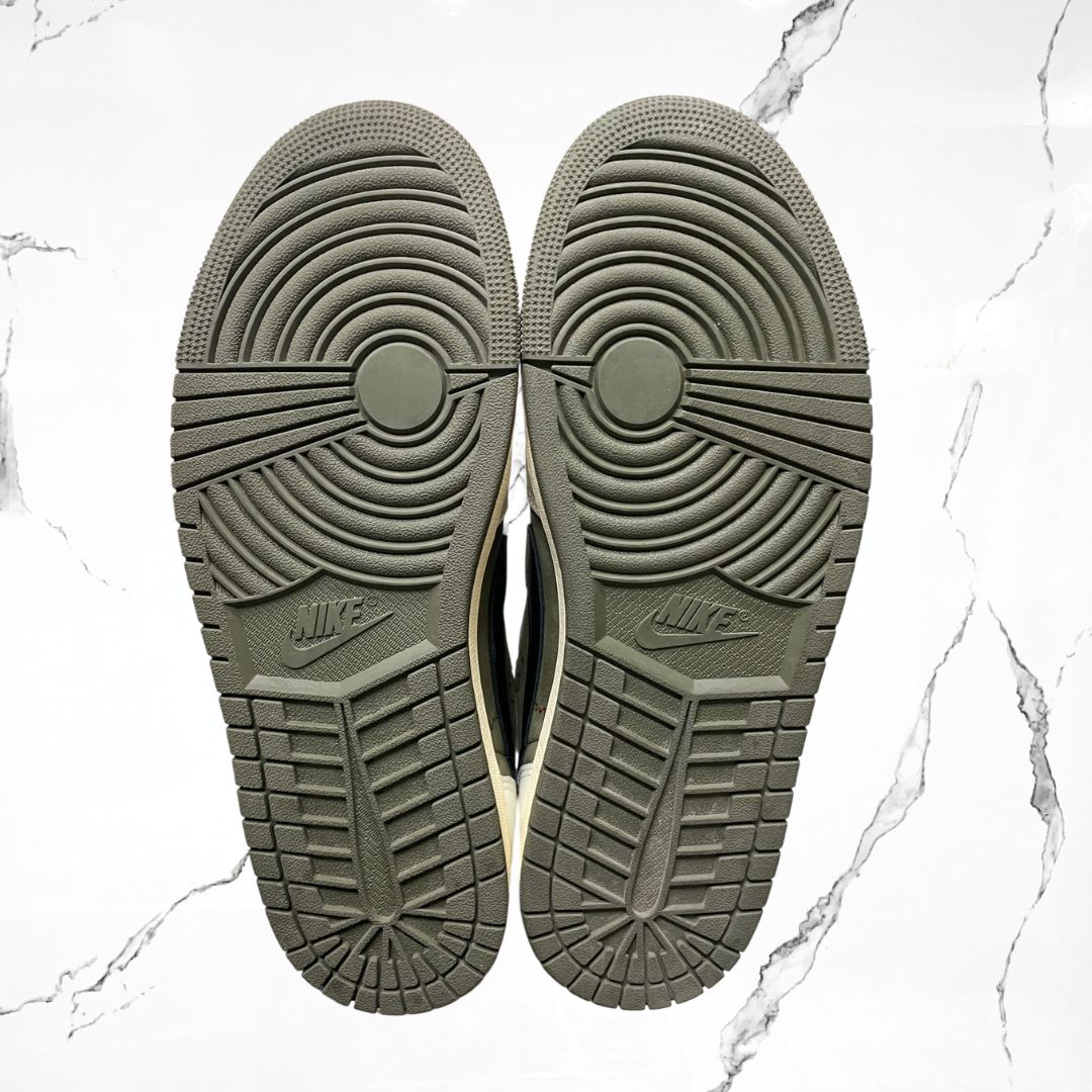Jordan 1 Low OG Travis Scott Medium Olive (De Uso)