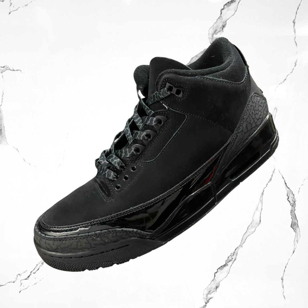 Jordan 3 Black Cat (2025) (De Uso)
