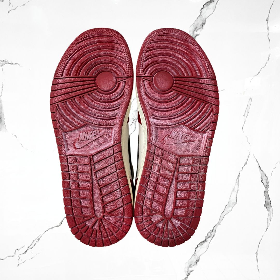Jordan 1 High OG Chicago Lost And Found (De Uso)